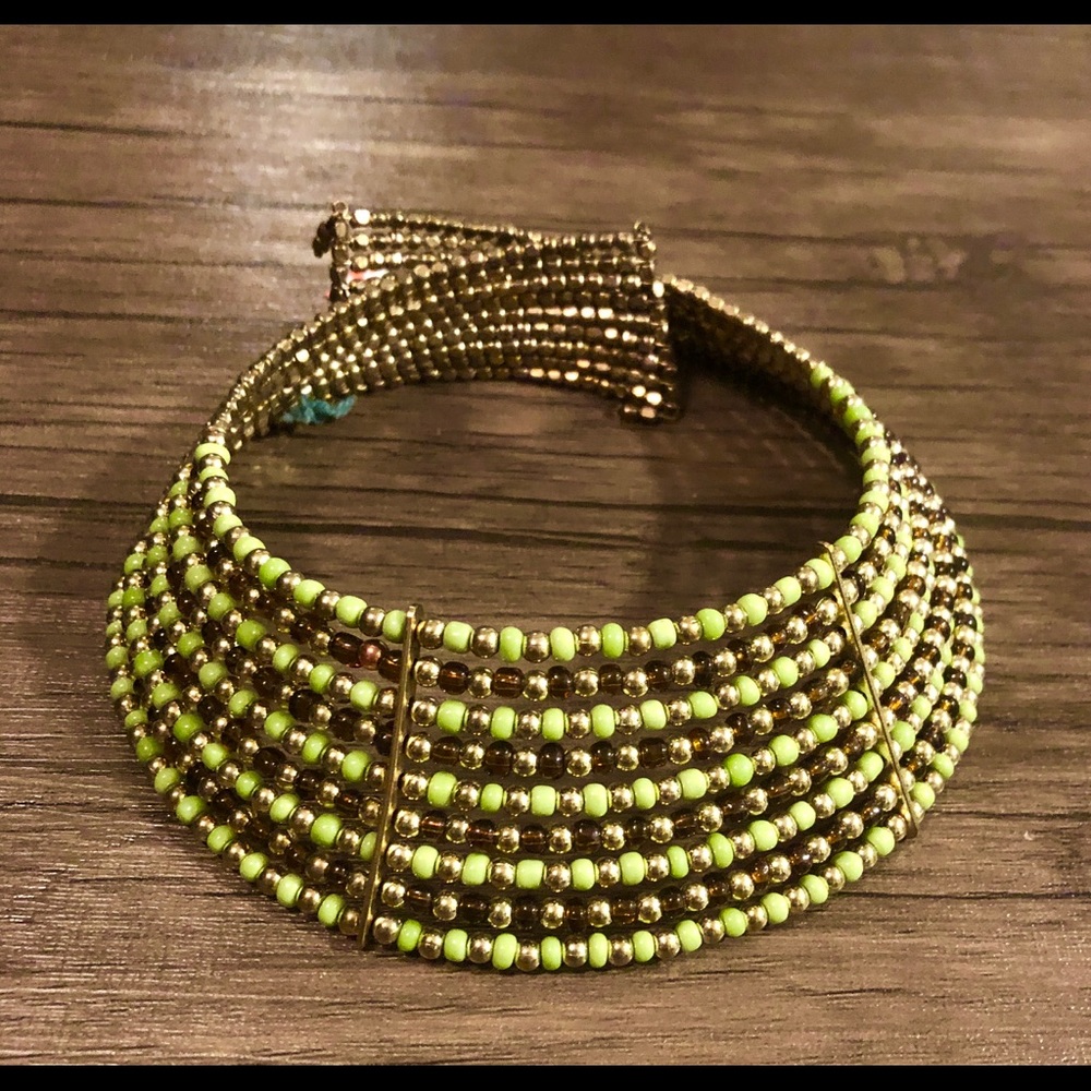 Green & Gold Tone Round Choker design Necklace